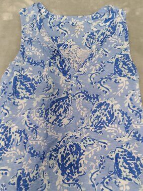 Lilly Pulitzer Tank Top Womens Medium Blue Sea Turtle Print Sleeveless Blouse
